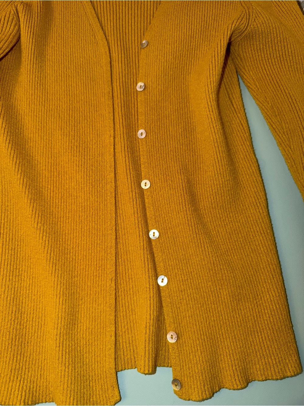 Topshop Olive Shell Button Cardigan - Picture 2 of 4